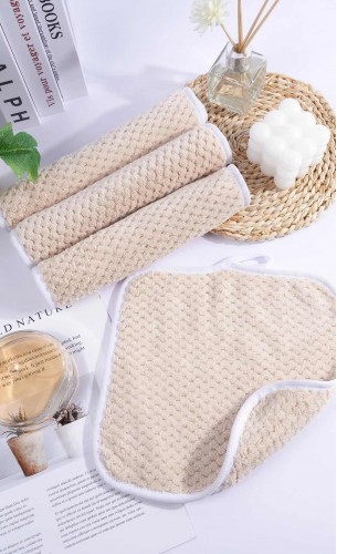 Set 3 prosoape cosmetice Antonia